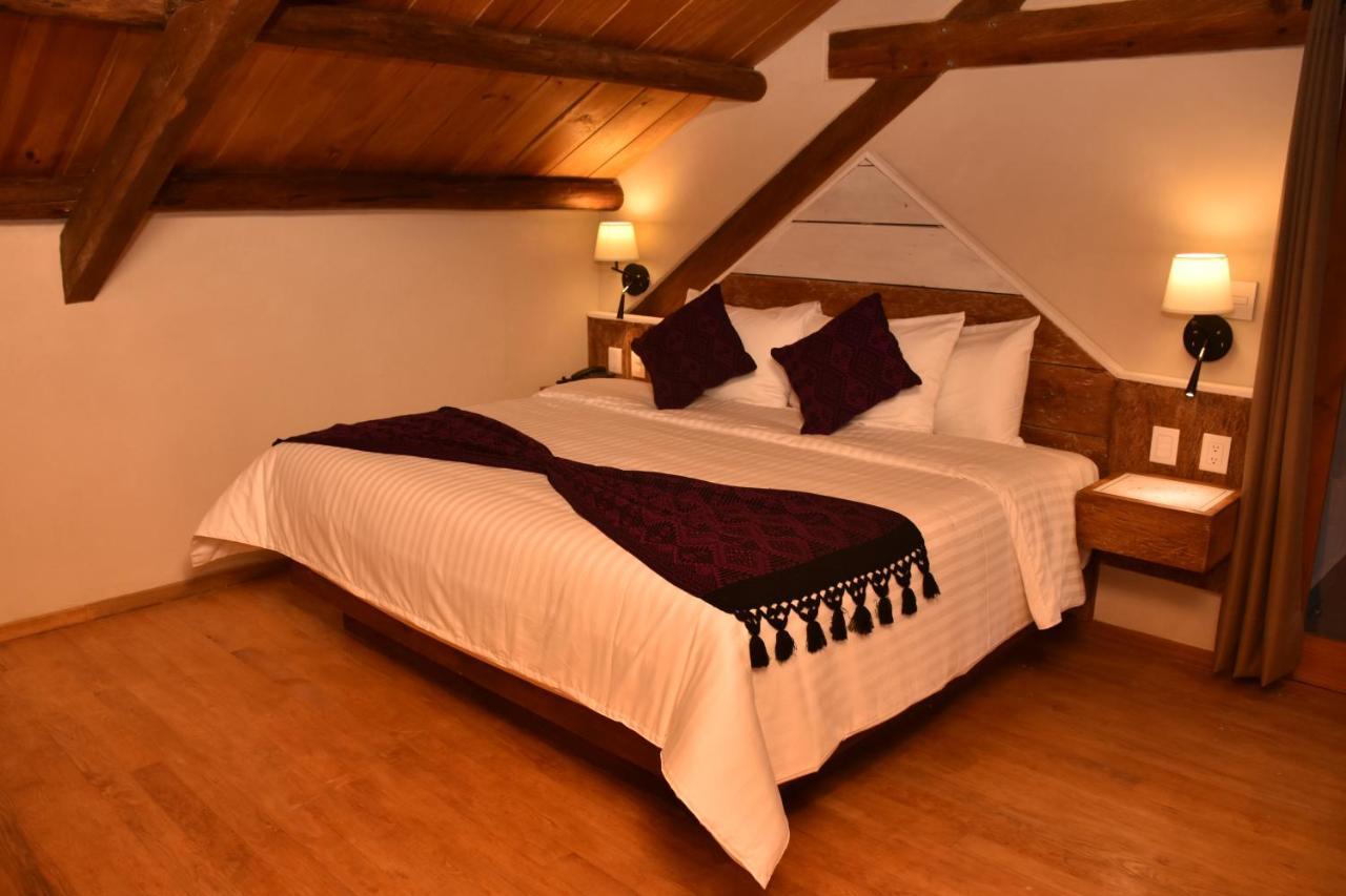 Hotel Junvay San Cristóbal de Las Casas Екстериор снимка