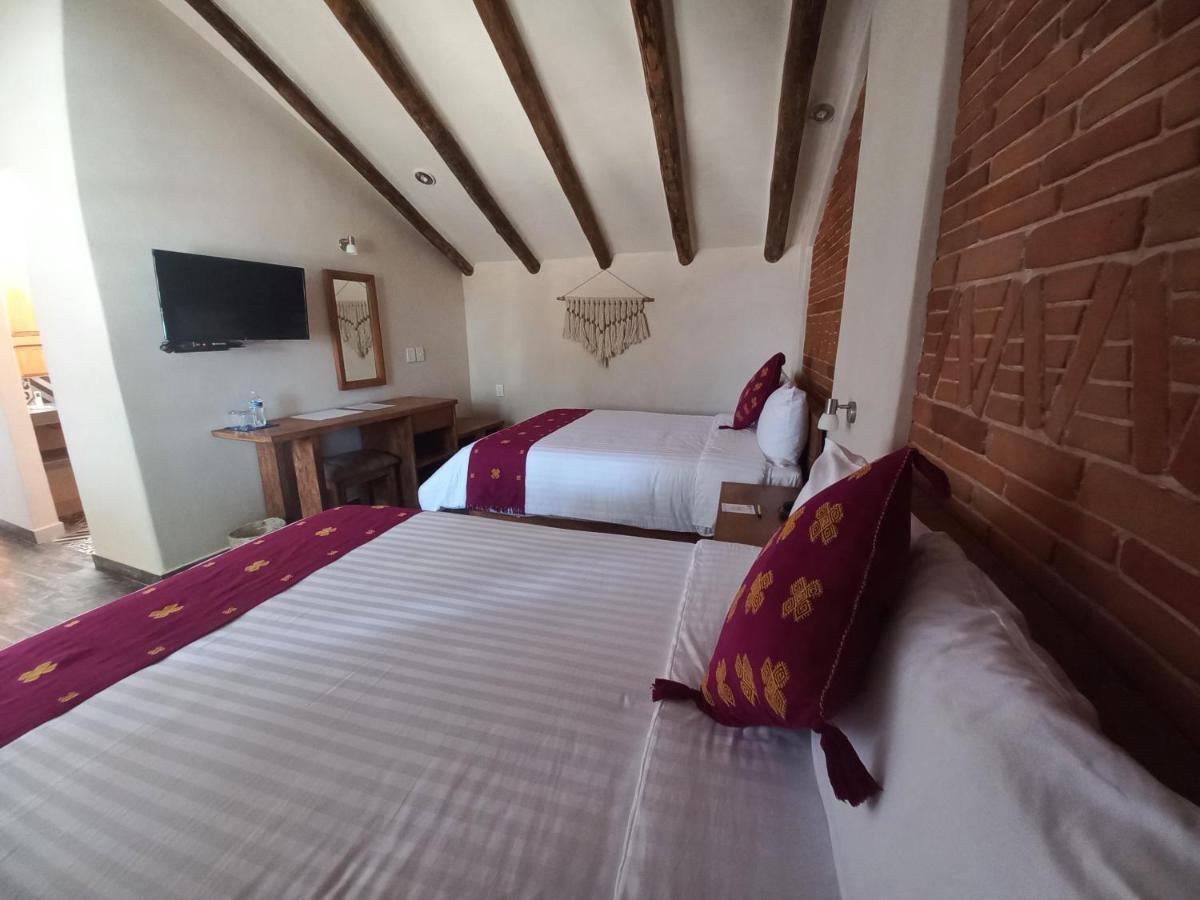 Hotel Junvay San Cristóbal de Las Casas Екстериор снимка
