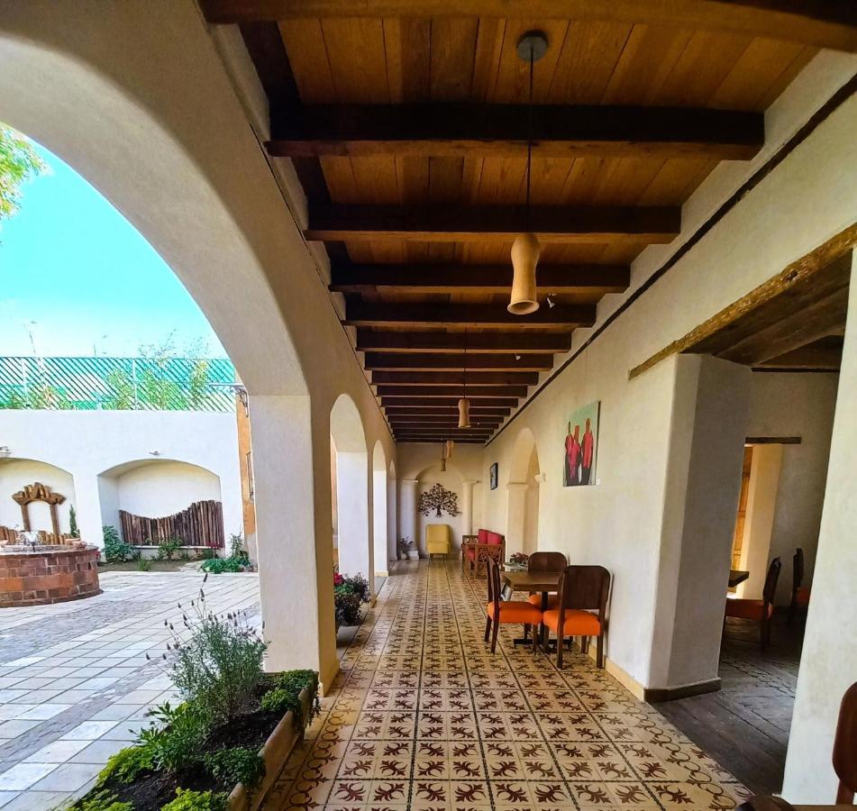 Hotel Junvay San Cristóbal de Las Casas Екстериор снимка