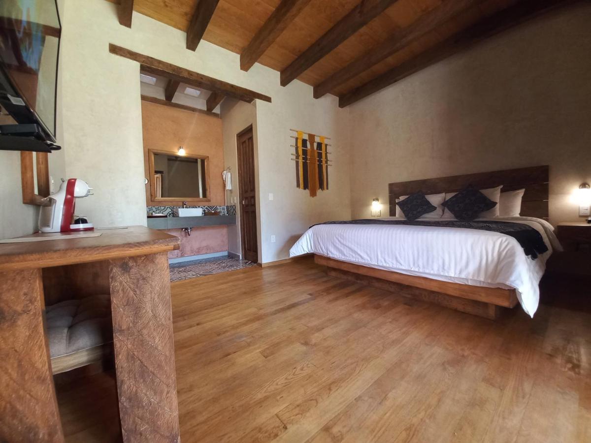 Hotel Junvay San Cristóbal de Las Casas Екстериор снимка