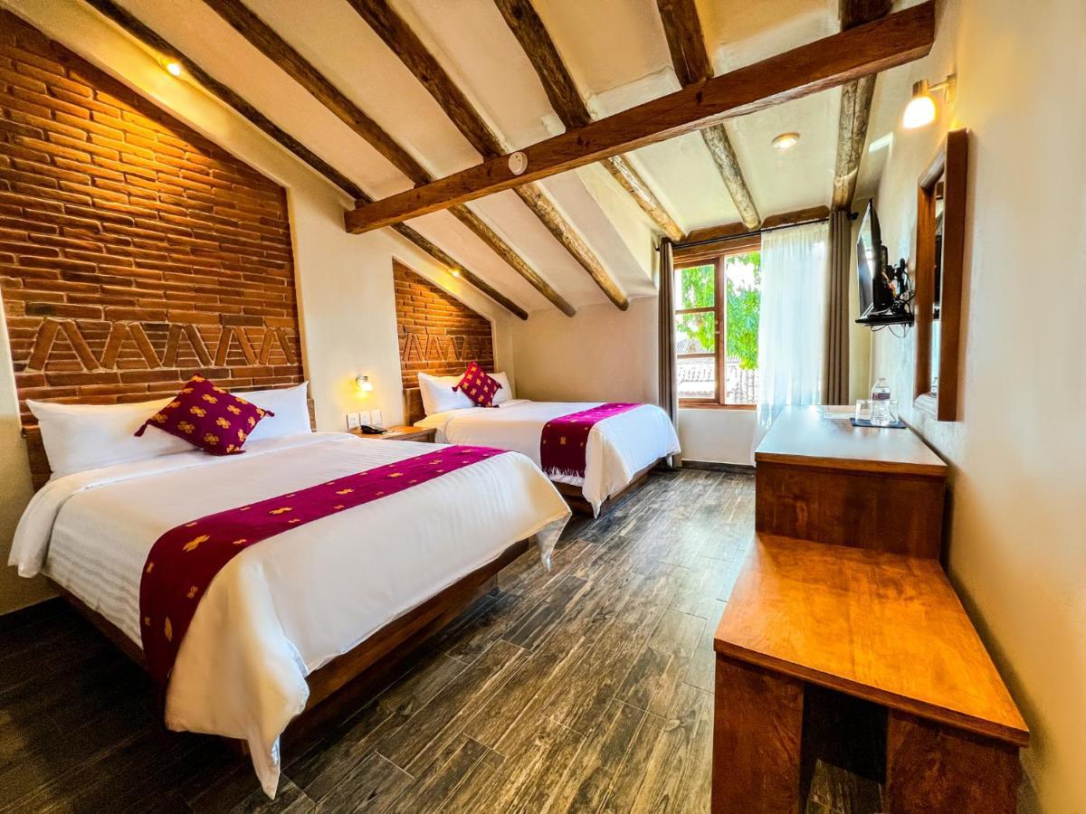 Hotel Junvay San Cristóbal de Las Casas Екстериор снимка
